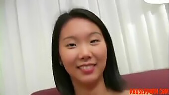 Asiatischer Amateur-Teenager: Kostenloses Pornovideo Mit Einem Jungen Asiatischen Mädchen